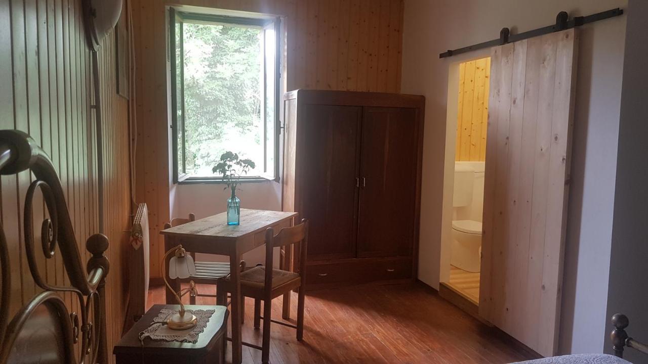 B&B Il Gatto Nero Castelveccana Екстериор снимка
